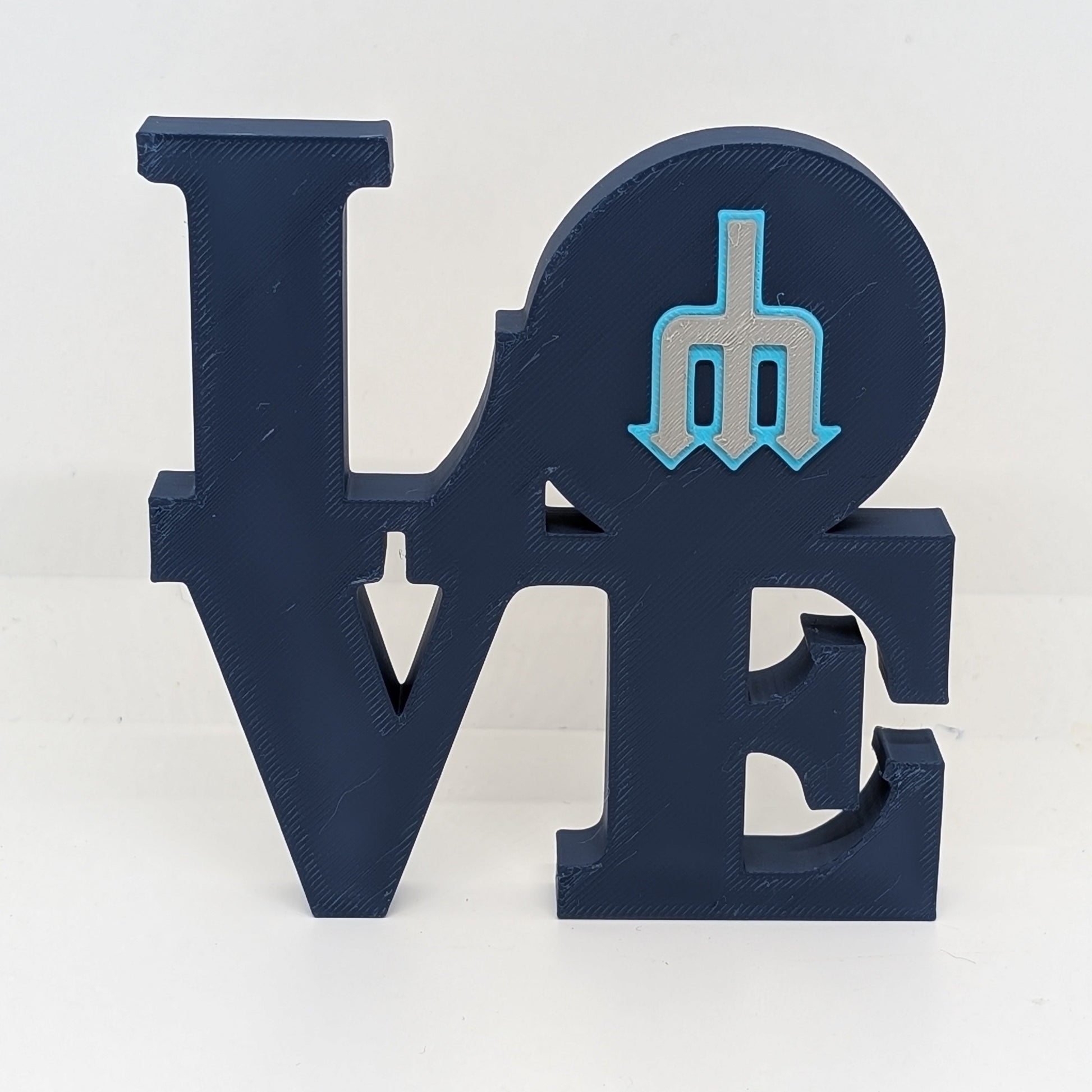 Mariners Love Park Sign